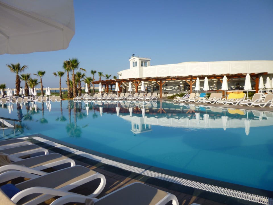 Pool Kirman Belazur Resort & Spa