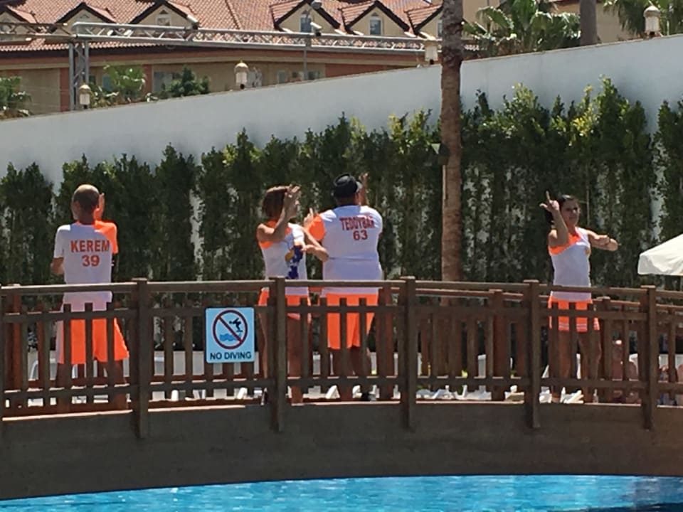 Animationsteam mit Clubtanz Mary Hotel Side