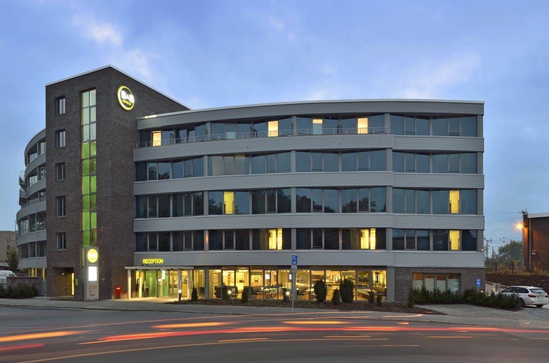 Außenansicht B&B Hotel Göttingen-City