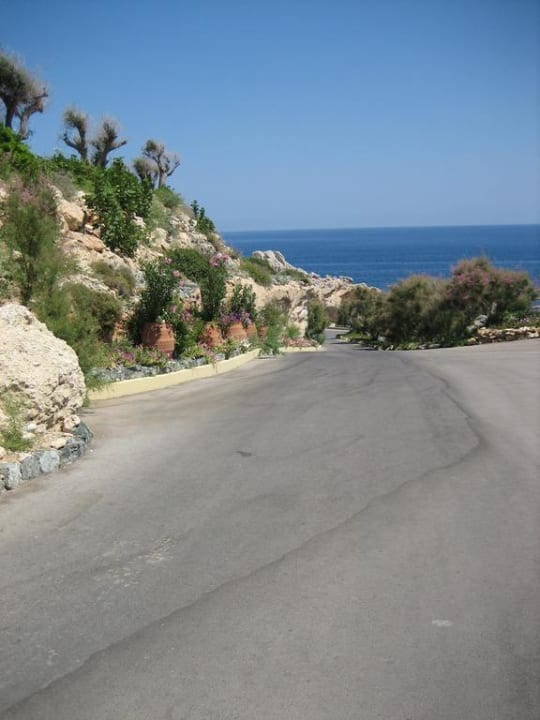 Weg zum Strand Hotel Kalithea Horizon Royal