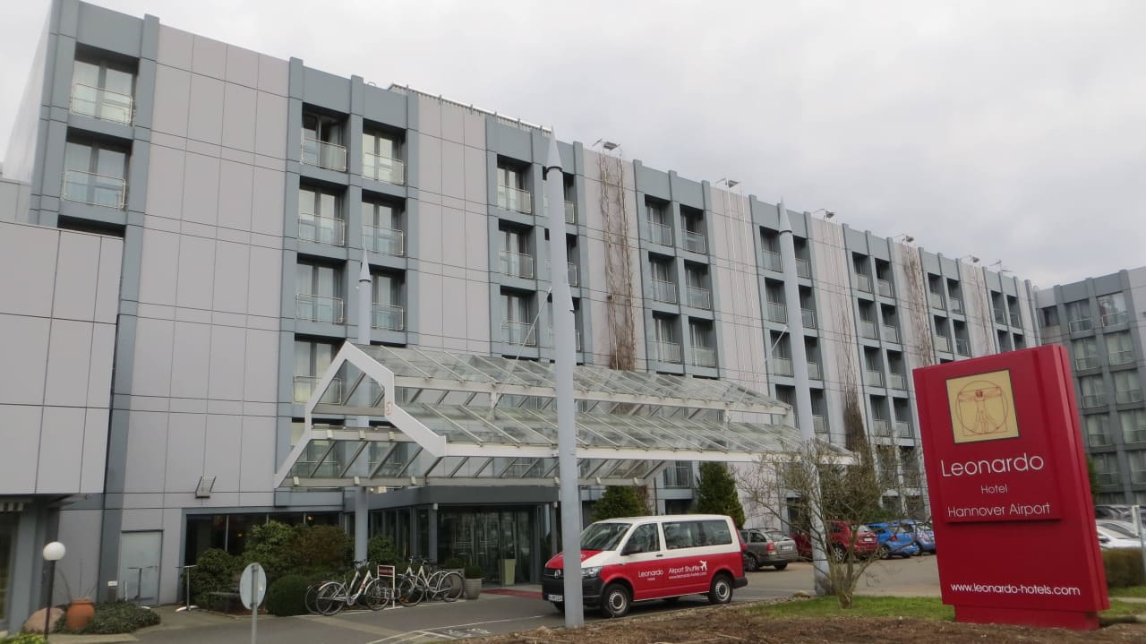 Frontansicht Leonardo Hotel Hannover Airport