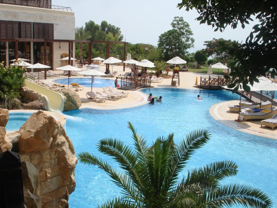 Средний бассейн Dead Sea Marriott Resort & Spa