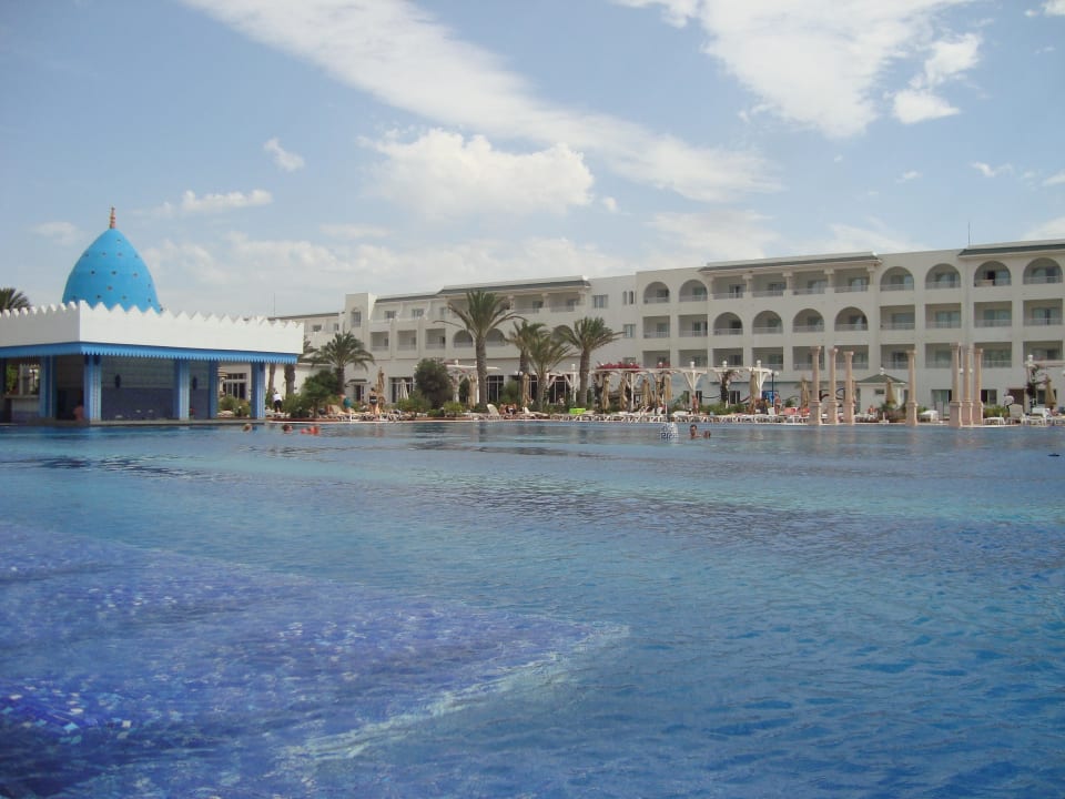 Piscina Occidental Marco Polo