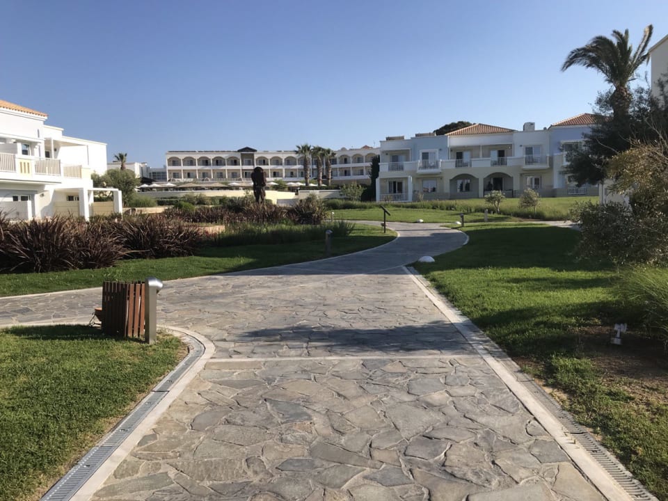 Gartenanlage Neptune Luxury Resort