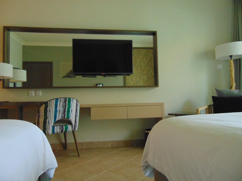 Zimmer Fujairah Rotana Resort & Spa