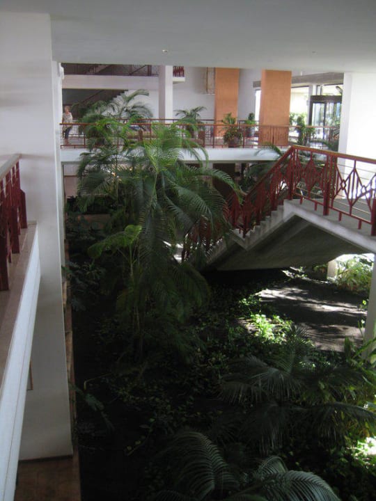 Innenhof eines Seitenschiffes Hotel Costa Calero