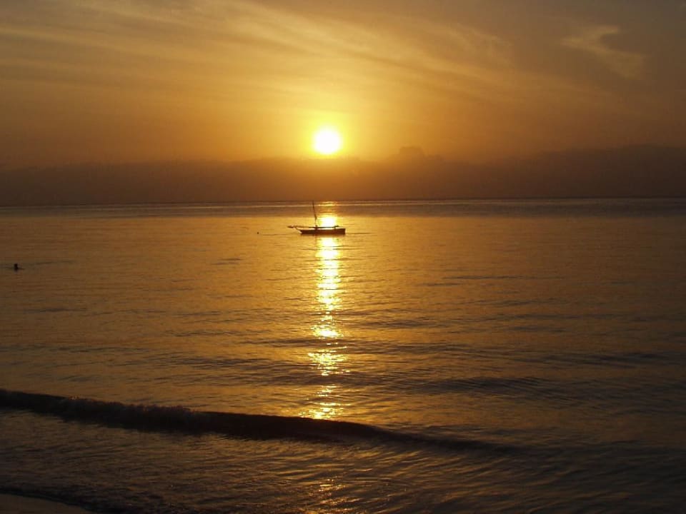 Sonnenaufgang Neptune Beach Resort