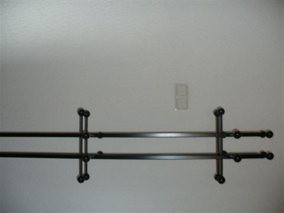 Kleiderständer im Flur OG Apartments Stegelshof