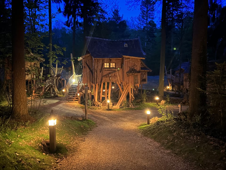 Außenansicht Natur-Resort Tripsdrill