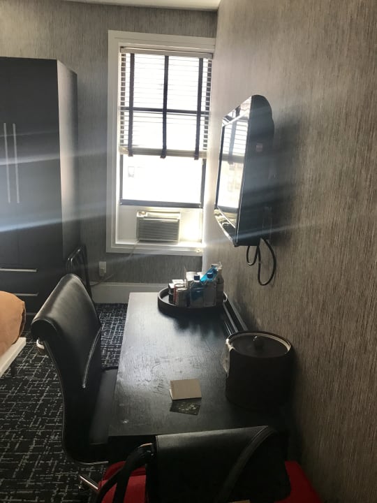 Zimmer Square Hotel at Times Square