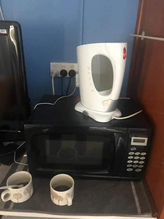 Zimmer Ravensthorpe Motel