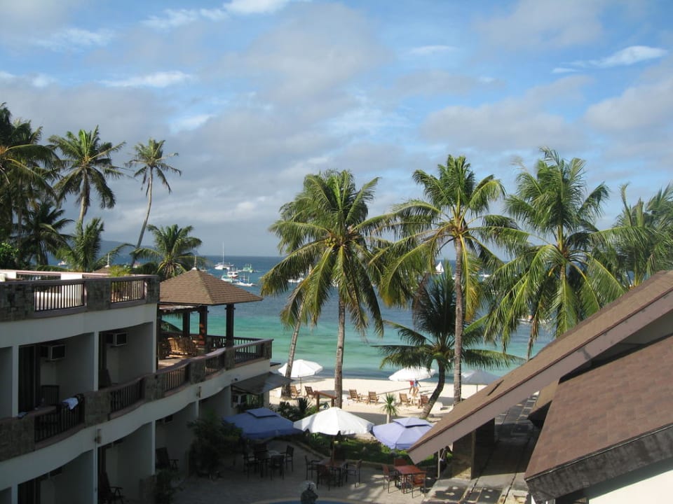 Blick vom Zimmer Nr. 313 Hotel Boracay Ocean Club Beach Resort