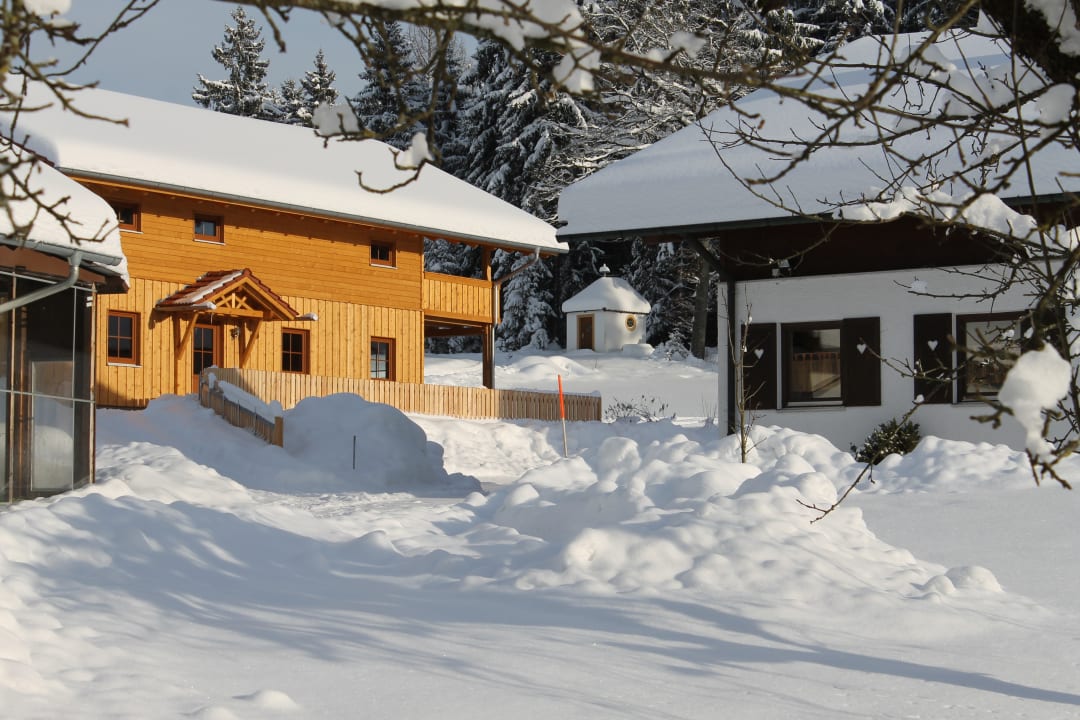 Außenansicht Erlebnisbauernhof Achatz