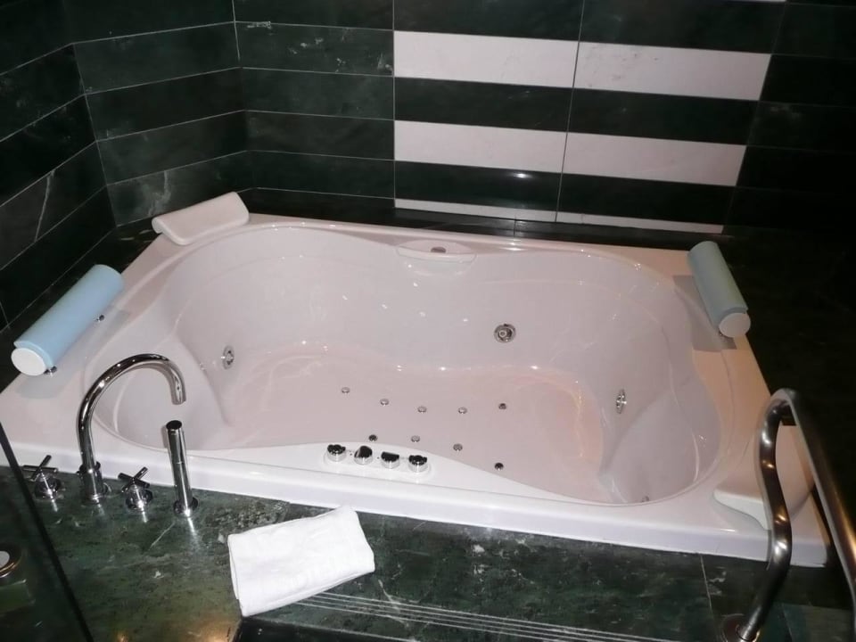 Suite #217 NH Collection Madrid Paseo del Prado