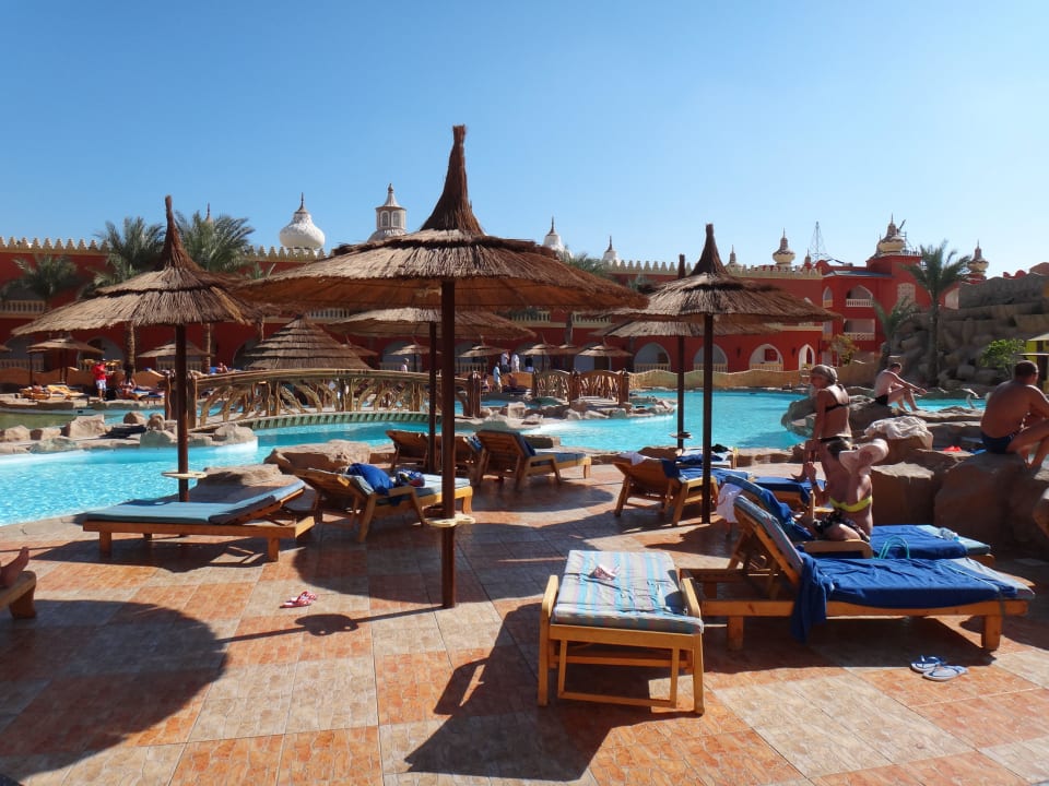Ein weiterer Pool Pickalbatros Alf Leila Wa Leila Resort - Neverland Hurghada