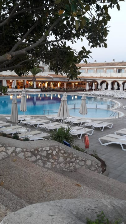 Pool blau punta reina