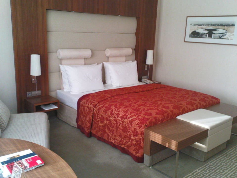 Zimmer - Bett Hotel Palace Berlin