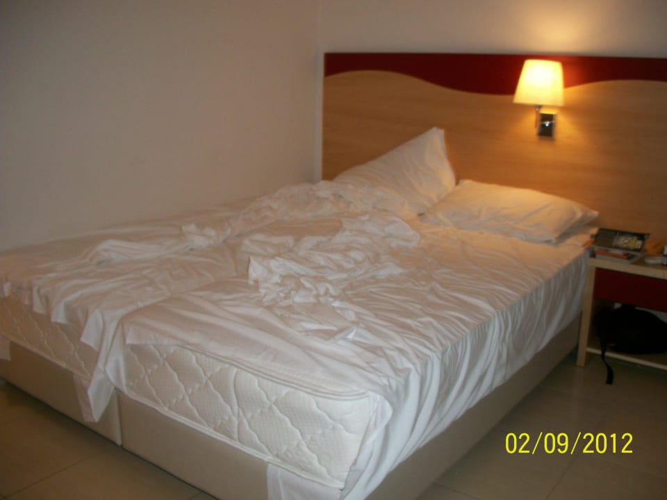 Schlafzimmer Grand Hotel Holiday Resort