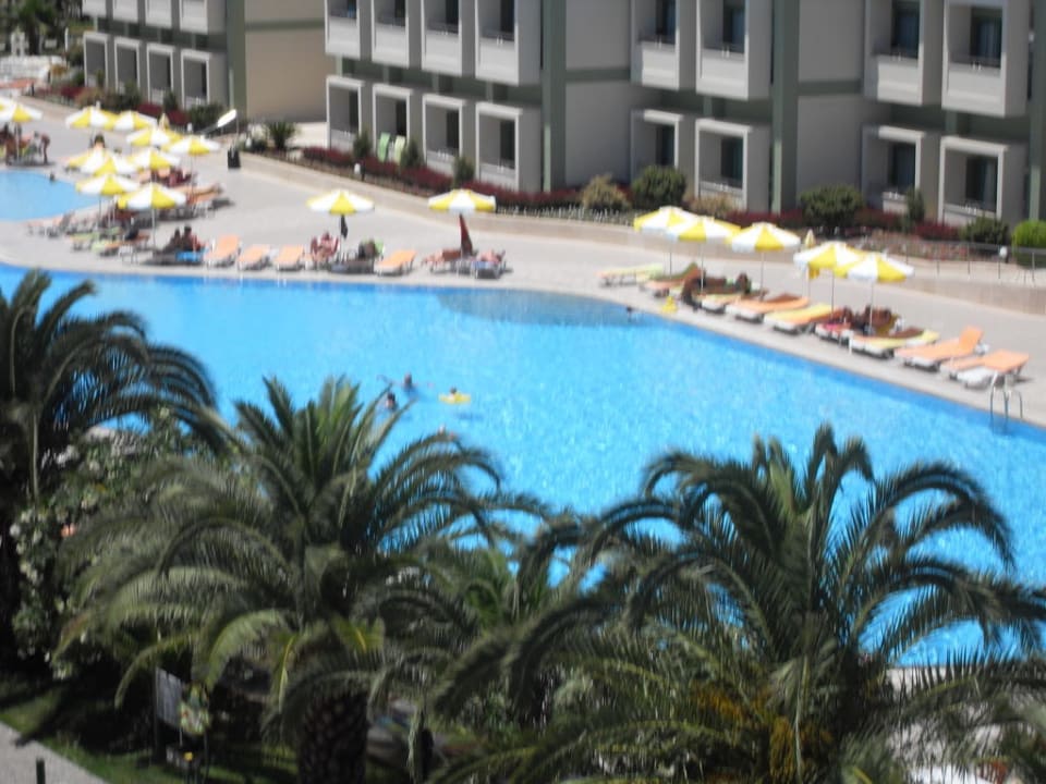 Ruhepool Aussicht vom Balkon VONRESORT Golden Coast