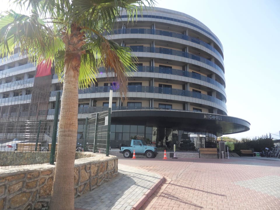 Hoteleingang Michell Hotel & Spa