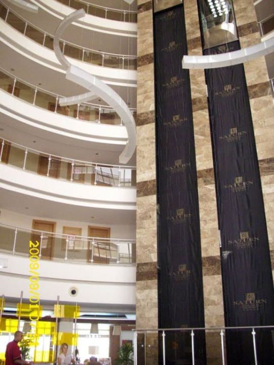 Aufzüge im Hotel Saturn Palace Resort Hotel