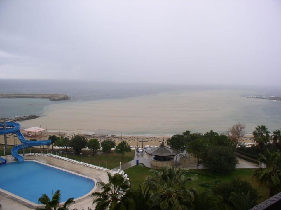 Bucht nach einem ordentlichen Gewitter Özkaymak Incekum Hotel