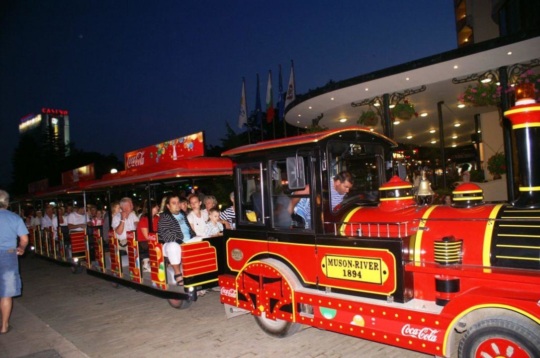 Super Transportmitte Madara Park Hotel