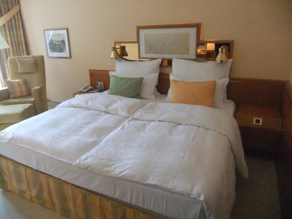 Bett Grand Elysée Hamburg