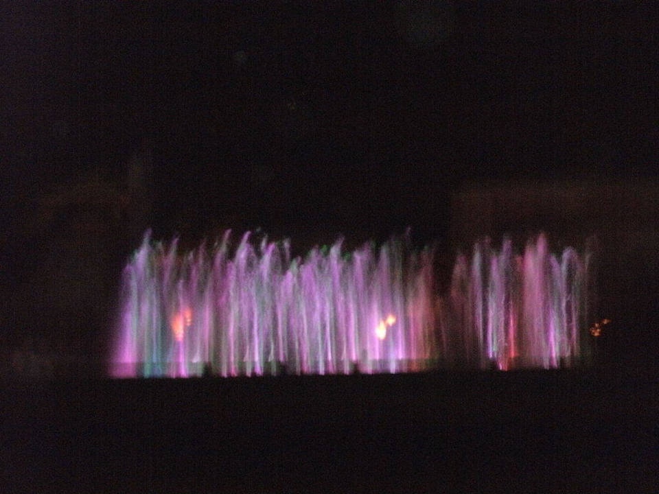 Licht Schow Pickalbatros Alf Leila Wa Leila Resort - Neverland Hurghada