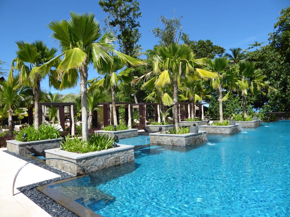 Pool STORY Seychelles