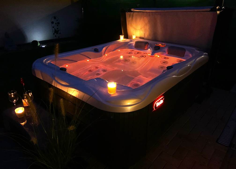 Pool Wellness Ferienhaus Bergheide