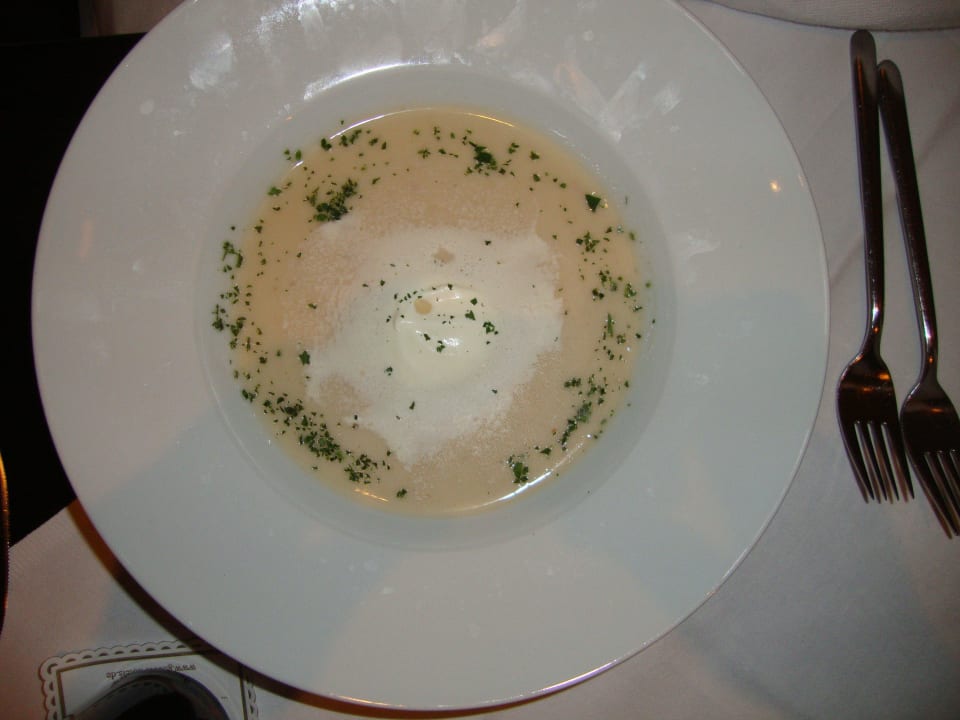 Waldpilzcremesuppe Göbel's Sophien Hotel