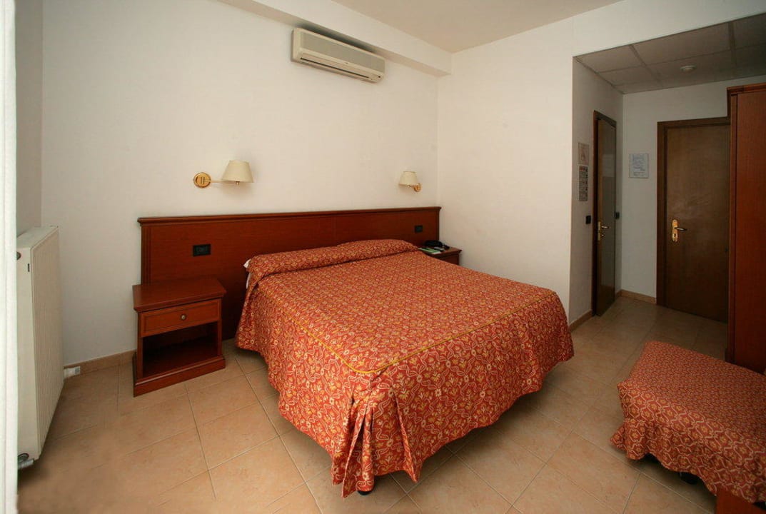 Ingresso Hotel La Camogliese