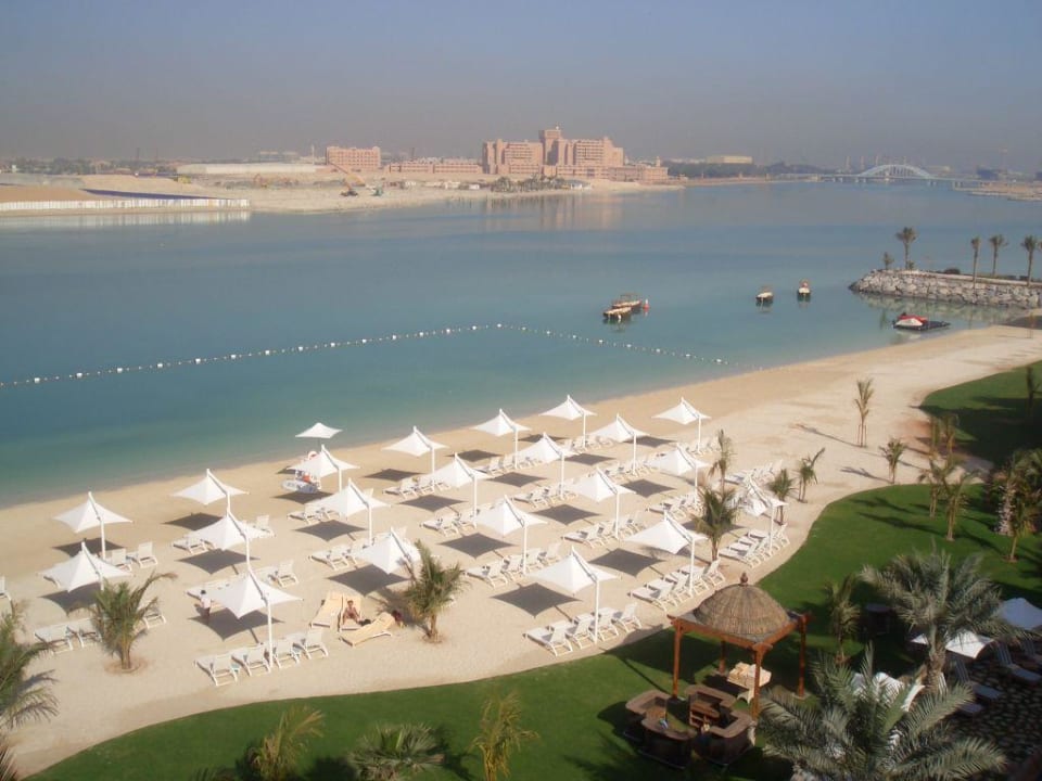 Strand Shangri-La Hotel Qaryat Al Beri