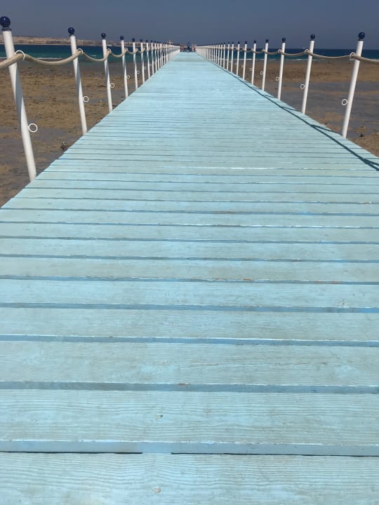 Strand Premier Le Reve Hotel & Spa