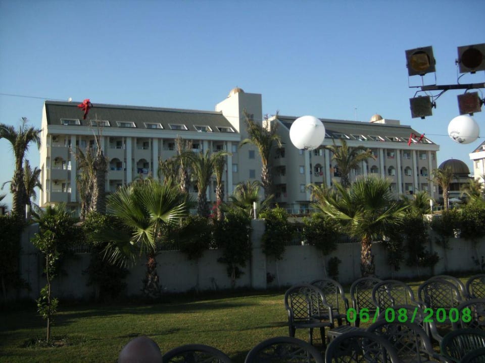 Hotelansicht vom Garten Calimera Hane Garden