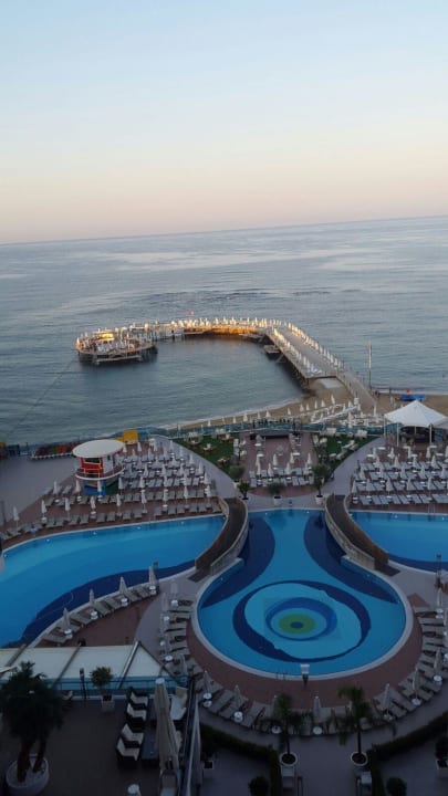 Ausblick vom Balkon Azura Deluxe Resort & Spa Hotel