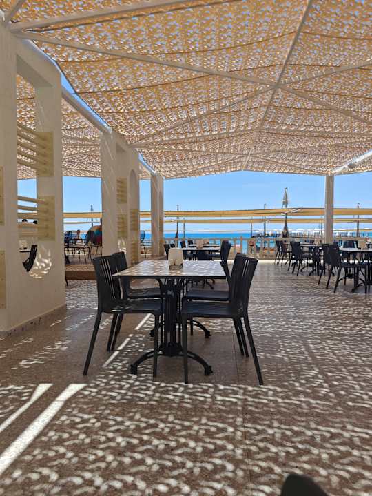 Strand Side Mare Resort & Spa