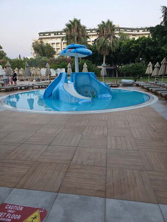 Pool Hotel Royal Garden Beach