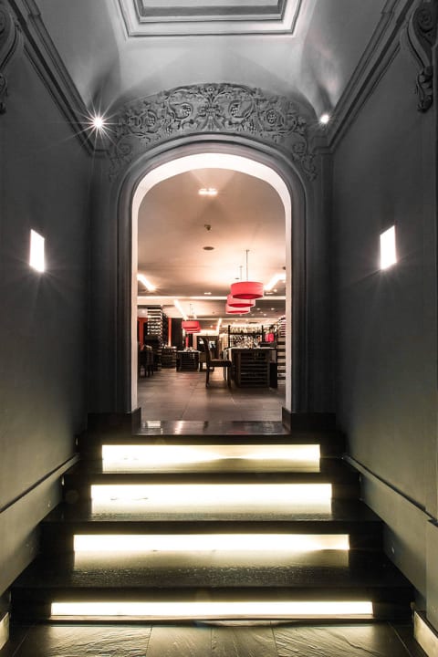 Zest Restauarant Juliani