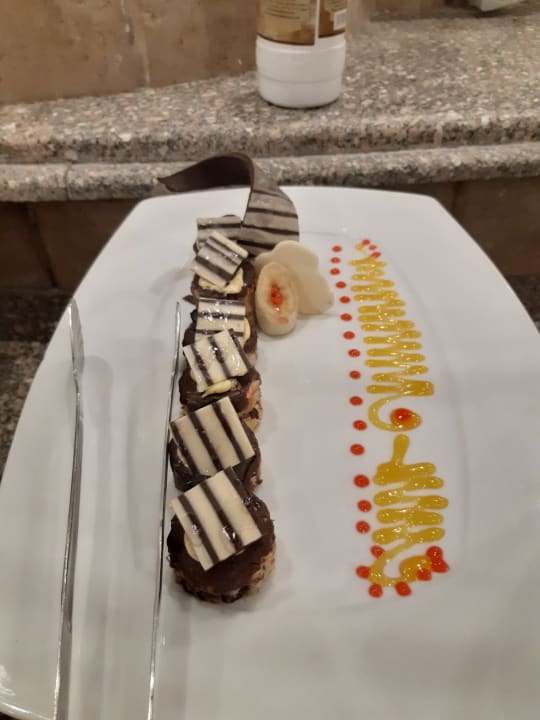 Gastro Moreno Horizon Spa & Resort
