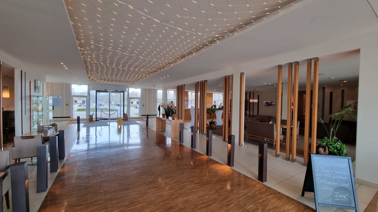 Lobby Lindner Hotel Boltenhagen, part of JdV by Hyatt