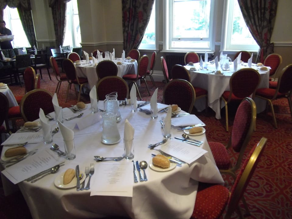 Rundtisch im Lokal Hotel Durley Dean