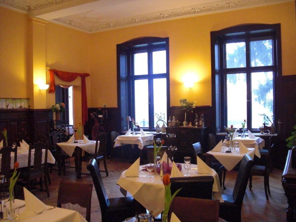 Ruhige Atmosphäre im Restaurant Hotel Schloss Reichenow