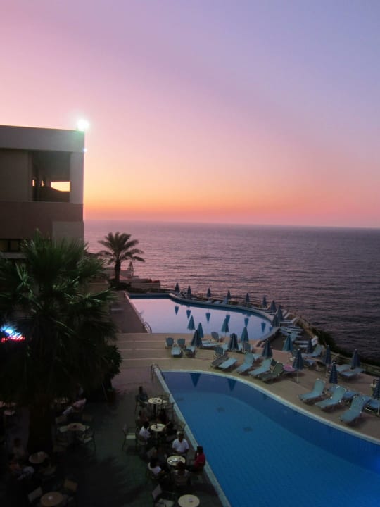 Pool Athina Palace Resort & Spa