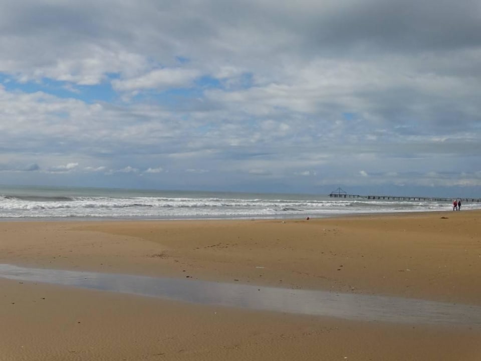 Breiter Sandstrand (im Dezember) Diamond Excellence Resort & Spa