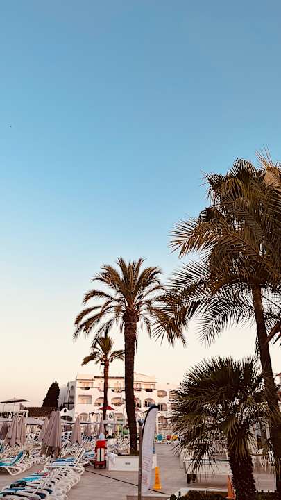 Pool Globales Bouganvilla