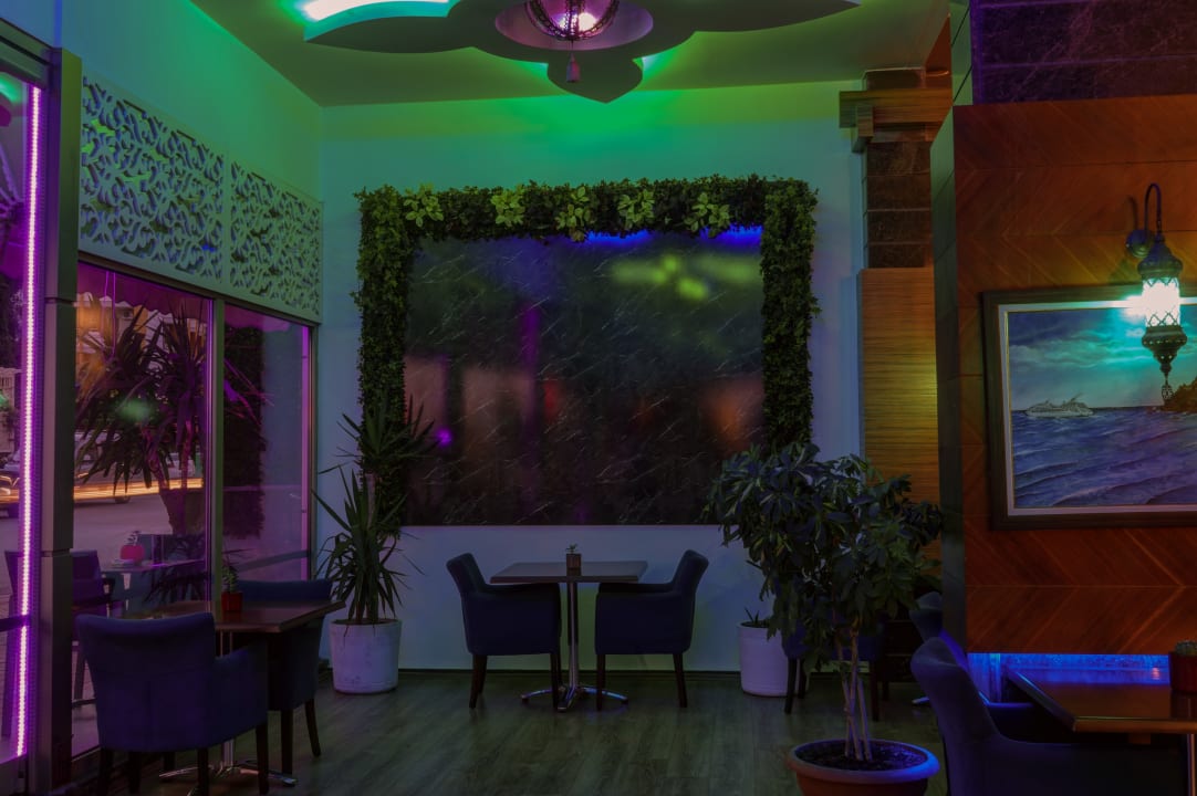 Gastro Parador Beach Hotel