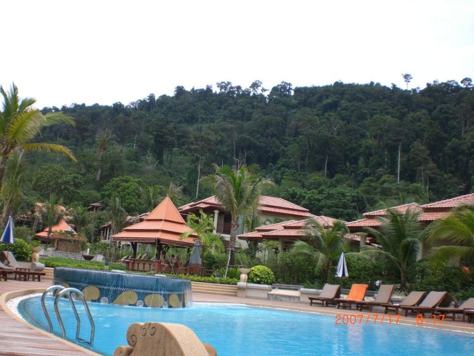 Vom Pool Richtung Lobby Khao Lak Bayfront Resort