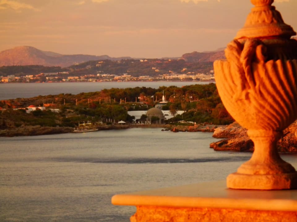 Ausblick zu den Thermen Hotel Kalithea Horizon Royal